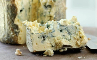 Все о пользе сыра с плесенью: почему сердце, мозг и суставы нуждаются в этом продукте