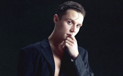 Звезды в шоке от угрозы ИИ: нейросети обошли Ваню Дмитриенко в топ-чартах и отбирают деньги у людей