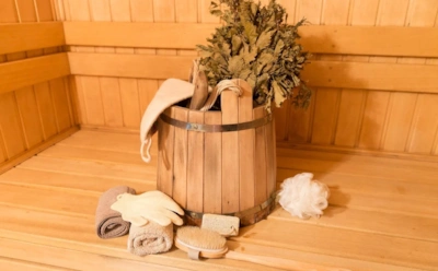 Как русская паровая баня лечит тело и нервы: что важно делать правильно для лечебного эффекта
