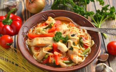 6 приемов пищи в день — это миф: диетолог о главном подвохе и комфортной альтернативе питания