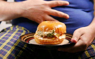 Метан в кишечнике — это серьезно: что вызывает газообразование и как его избежать