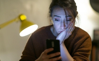 Почему друзья исчезают без объяснений: причина гостинга часто не в обиде, а в неприятной правде