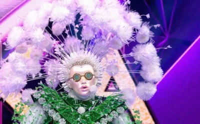 Семенович или Галич? Самые популярные версии о личности Одуванчика на шоу «Маска»