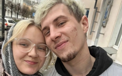 Родившая в 14 лет звезда ток-шоу Даша Суднишникова вышла замуж перед вторыми родами