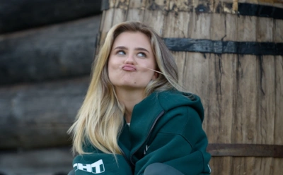 Обман инвалида и скандал с курсами: Катю Адушкину обвинили в крупном мошенничестве