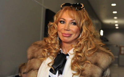 "Минус 20 лет": хирург раскрыл секрет омоложения Маши Распутиной после тайной свадьбы