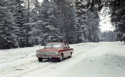 Так в СССР справлялись без незамерзайки: эти хитрости выручали советских водителей зимой на дороге