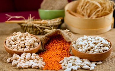 Великий пост без дефицита: как не потерять белок, железо и кальций при отказе от мяса