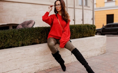 Ботфорты в повседневном гардеробе требуют точности: как не испортить образ неудачным сочетанием