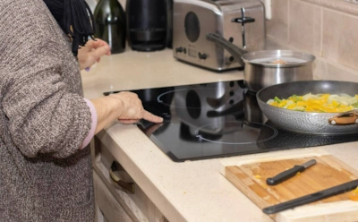 Индукционная плита больше не фаворит: галогенные панели бросают вызов индукции