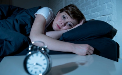 Ночью спите плохо, а днем клонит в сон: как печень может сбивать биологические часы и рушить отдых