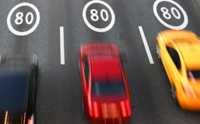 Сколько можно прибавить к скорости без штрафа: при каком превышении реагируют камеры в 2026 году