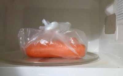 Как приготовить морковь для салата за считанные минуты: быстрый способ в микроволновке