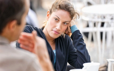 Эти люди тянут вас назад: 9 тревожных сигналов, которые выдают разрушительные отношения