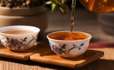 Лист один — напитка два: почему зеленый и черный чай так сильно отличаются по вкусу и свойствам