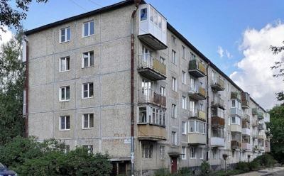 Архитектурная загадка хрущевок: почему на первом этаже нет балконов — причин несколько