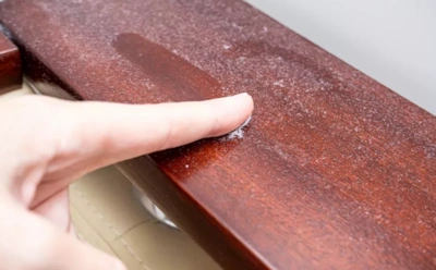 Почему пыль в квартире появляется снова и снова: как уменьшить ее количество без ежедневной уборки