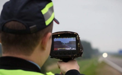 Допустимый запас скорости могут изменить: правило плюс 20 км/ч предложили сократить в разы