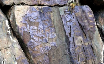 Петроглифы нашли там, где их обычно не бывает: рисунки оказались встроены в погребальные сооружения