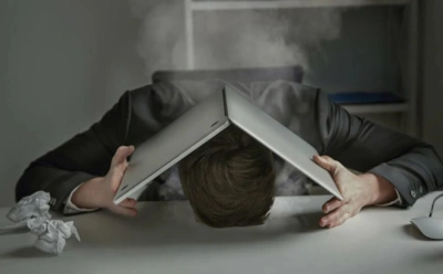 Тревожный сигнал от психики: как понять, что началось эмоциональное выгорание, и как вернуть силы