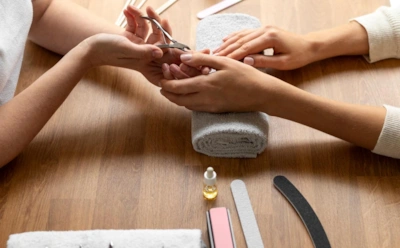 Почему порез при маникюре — это рулетка: неприятность, которая может изменить всю жизнь