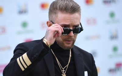 Фанатку Егора Крида увезли с концерта в больницу: певец обещает искупить вину