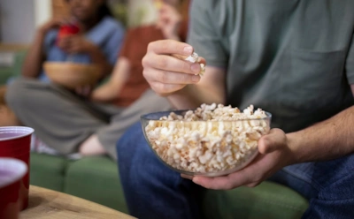 Попкорн оказался полезнее, чем считалось: как он поддерживает сердце и кишечник
