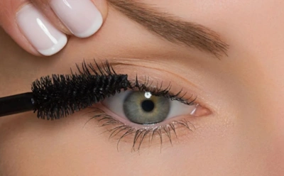 Ресницы становятся гуще сами: эта домашняя смесь масел вернет утраченную длину и густоту