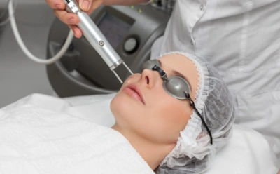 Лазер один и тот же — эффект разный: пилинг, шлифовка и чистка — главные отличия, которые влияют на результат