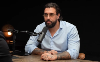 Ведущий Антон Штейн умер в 37 лет: четверо детей остались без отца