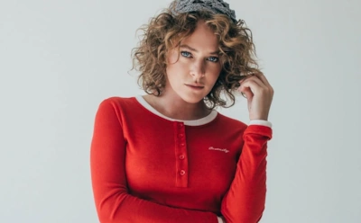 Аглаю Тарасову заподозрили в романе с влиятельным продюсером