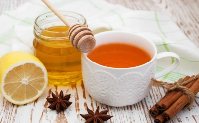 Этот ароматный напиток поможет вам заснуть: как мед с корицей влияют на сон и уровень энергии
