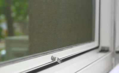 Поэтому дети выпадают из окон: главный предмет риска, который есть почти в каждой квартире