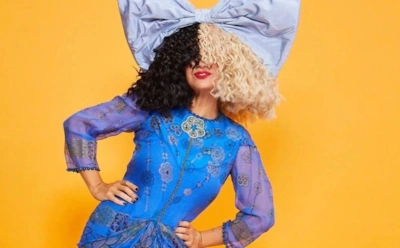 Певицу Sia обязали выплачивать алименты бывшему мужу