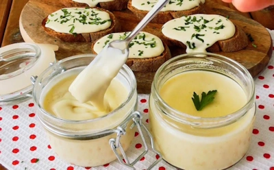 Плавленый сыр в домашних условиях: как из обычного творога получить гладкую кремовую текстуру