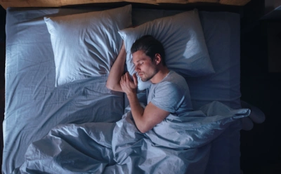 Поэтому вас игнорирует глубокий сон: привычки, которые мешают выработке мелатонина и отдыху