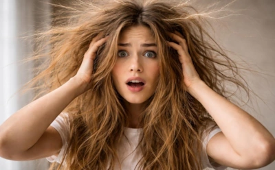 Если волосы похожи на одуванчик после мытья: что на самом деле делает их пушистыми и непослушными