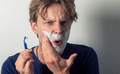 Когда лицо сигналит об ошибке: как неправильная техника превращает бритье в настоящее мучение