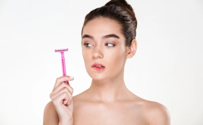 Даже хорошая бритва — это не спасение: как изменить технику и уход, чтобы победить раздражение кожи