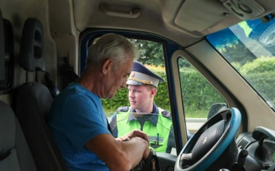 Не говорите об этом с автоинспектором: как разговор на обочине может обернуться в проблему с протоколом