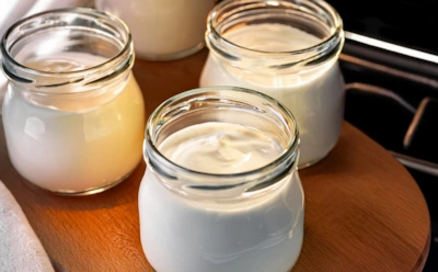 Домашний йогурт — это просто и вкусно: как из молока и закваски получить качественную текстуру