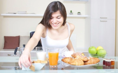 Никогда не начинайте день с печенья: как сладкое по утрам запускает необратимые процессы в организме