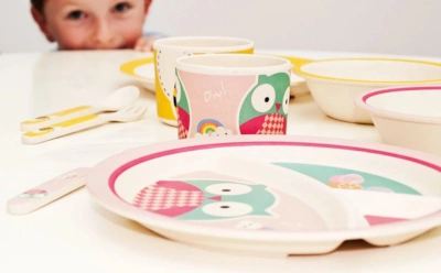 Детская посуда не прощает ошибок: какие мелочи могут стоить здоровья ребенку и как их заметить