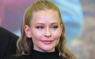 "Звонили из ФСБ": Юлия Пересильд рассказала о ночном ЧП с младшей дочерью