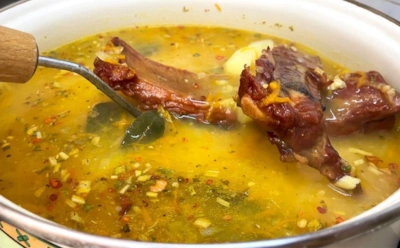 Из-за этого гороховый суп не густеет: ошибки при варке, которые мешают бобам раскрыться и портят результат