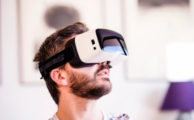 VR-очки кажутся безобидной игрушкой: где проходит граница пользы и почему мозг начинает «путаться»