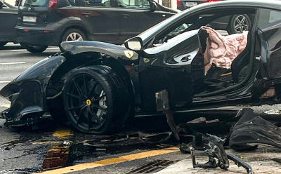 Navai вдребезги разбил Ferrari в центре Москвы: юрист заявил, что рэперу грозит тюрьма