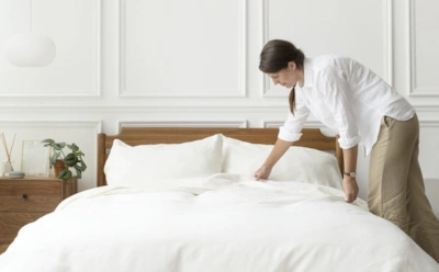 Постельное белье может испортить сон: эти ткани перегревают тело и мешают выспаться
