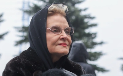 Елена Малышева похоронила маму после тяжелой болезни