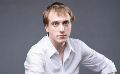 Умер Павел Меленчук: актера «Елок» не стало за несколько дней до 32-летия